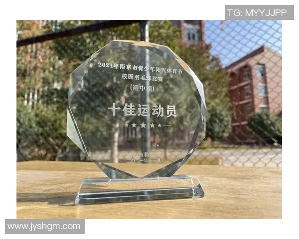 深圳羽毛球队以52分领跑奥运会积分榜展现强大实力和团队合作精神