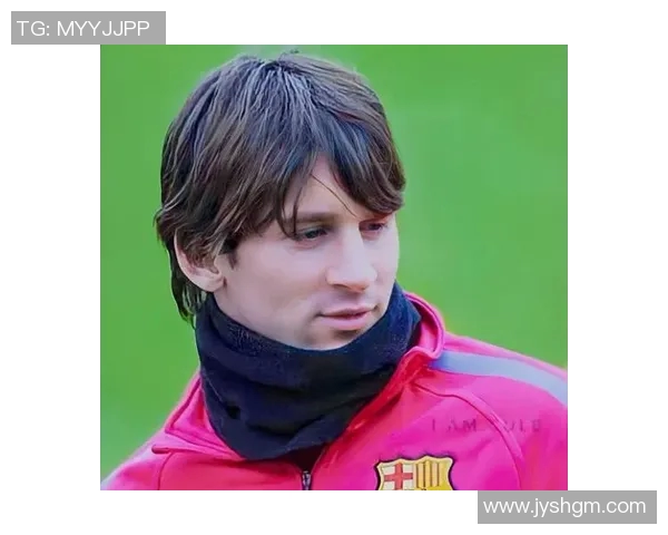 草根足球明星的崛起与成就盘点那些从基层走向世界的传奇球员